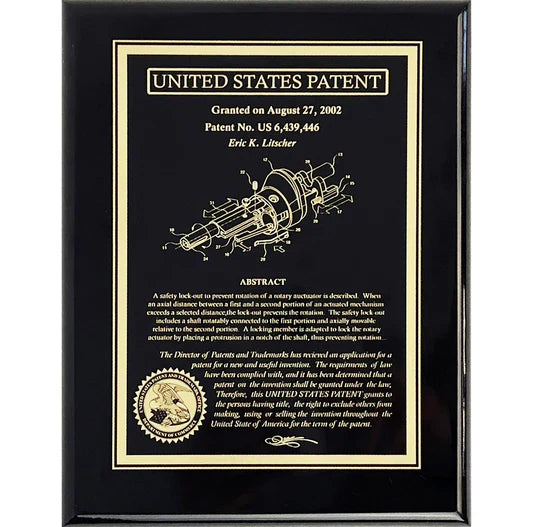 Why Everyone Is Adding Personalized Wall Plaques to Their Home Décor This Year