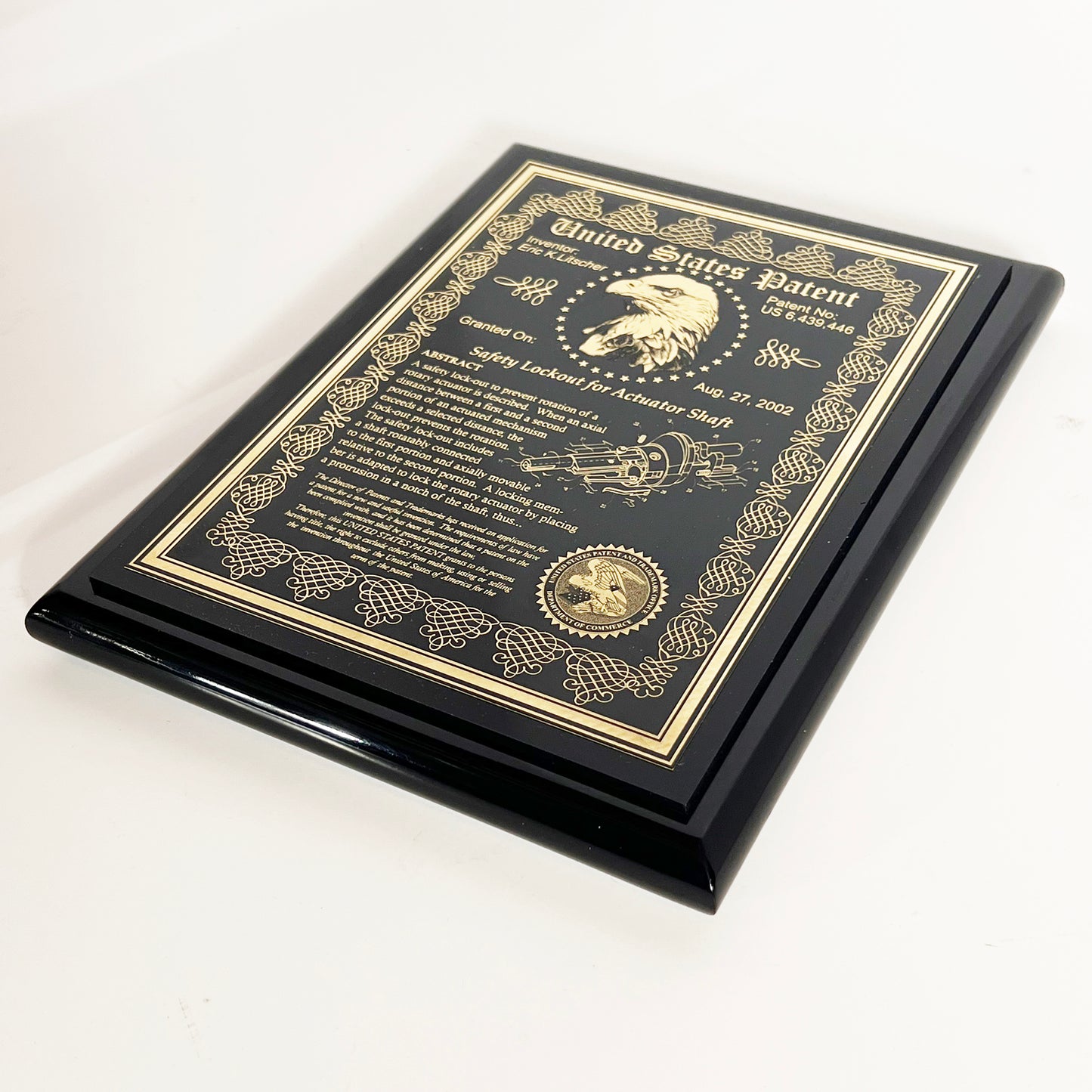 EXECUTIVE PATENT AWARD PLAQUE, "THE VICTORIAN"